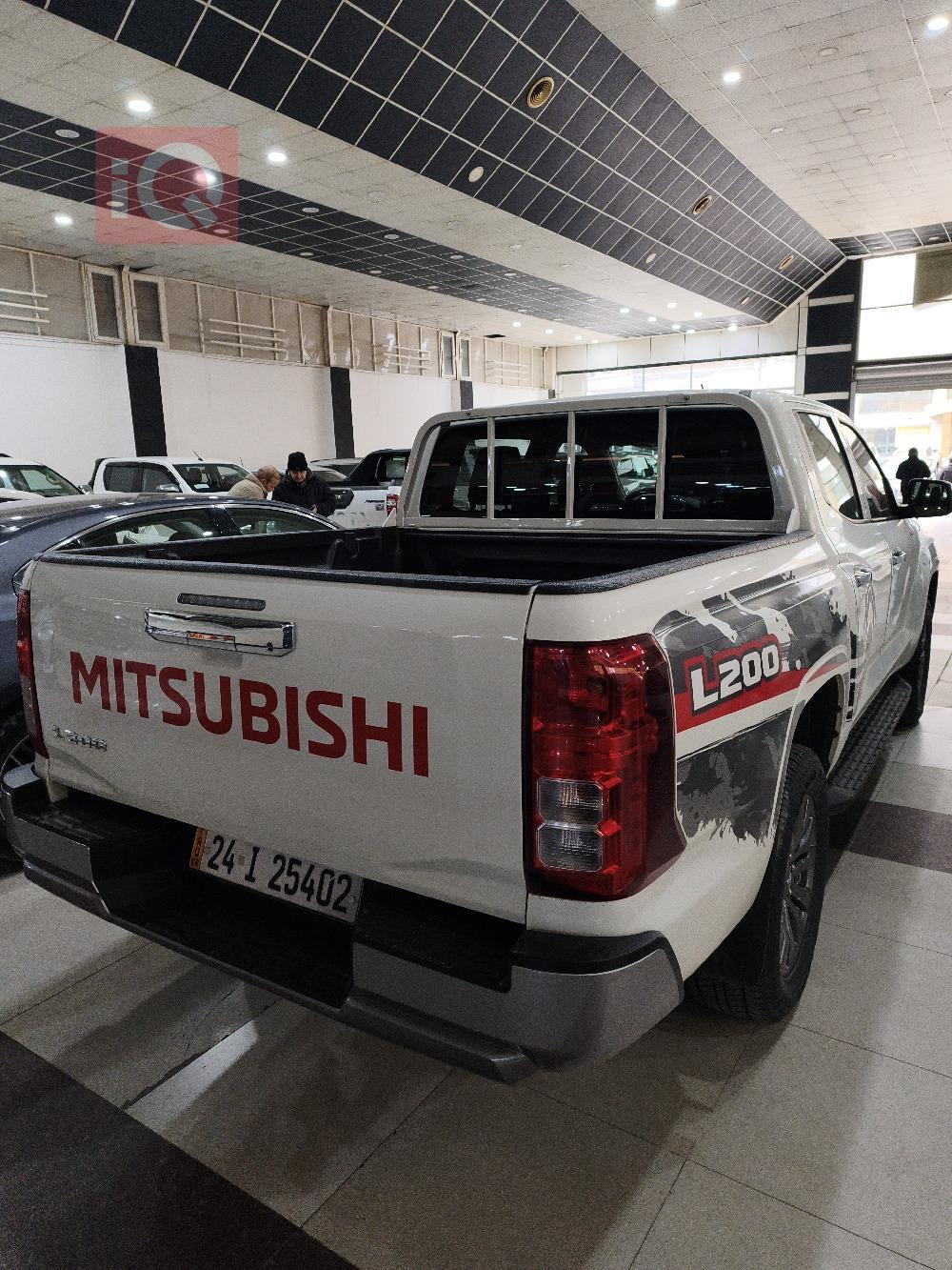 ميتسوبيشي L200